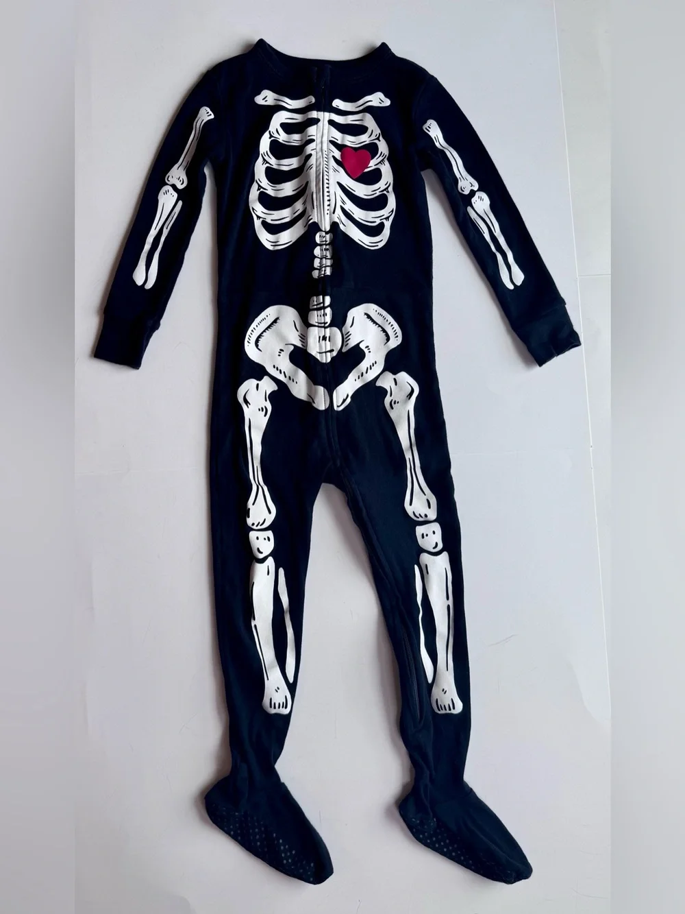 Old Navy Black Halloween Skeleton Footed One-Piece Pajamas Size 3T